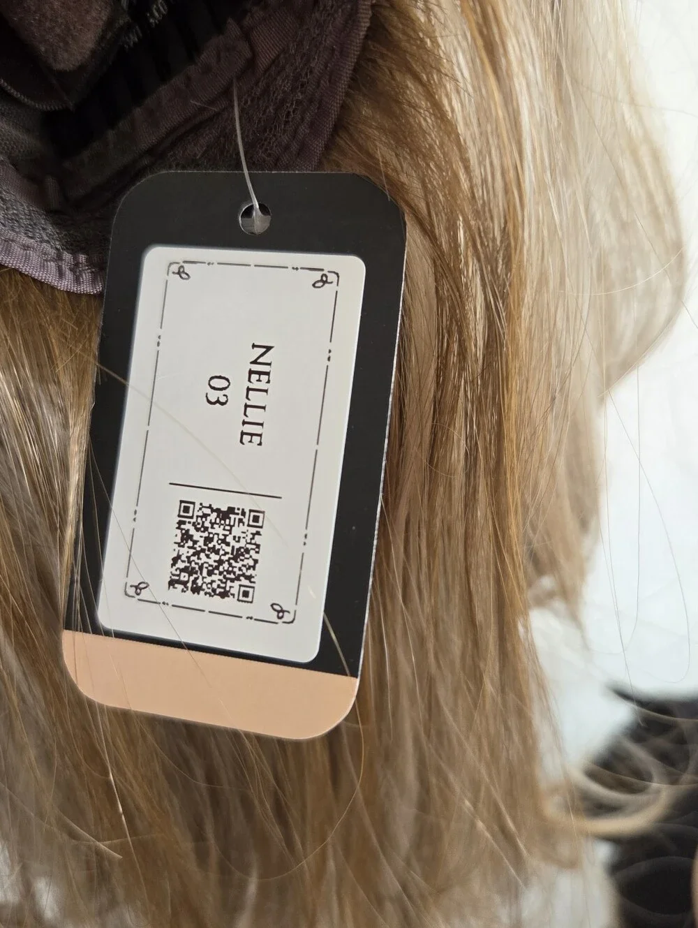 Nel's Wigs-Nellie 03 -Small